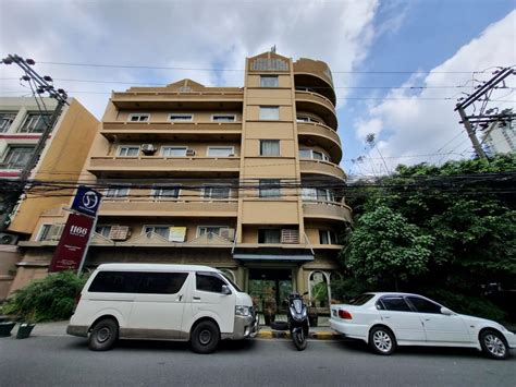 Properties For Sale in Ermita, Manila .